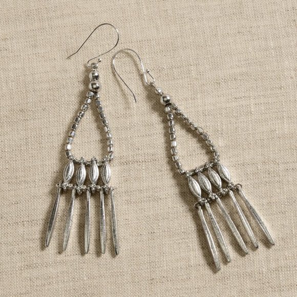 Banana Republic Aureus And Argent Silver Tiered Dangle Earrings NWT - Picture 4 of 9